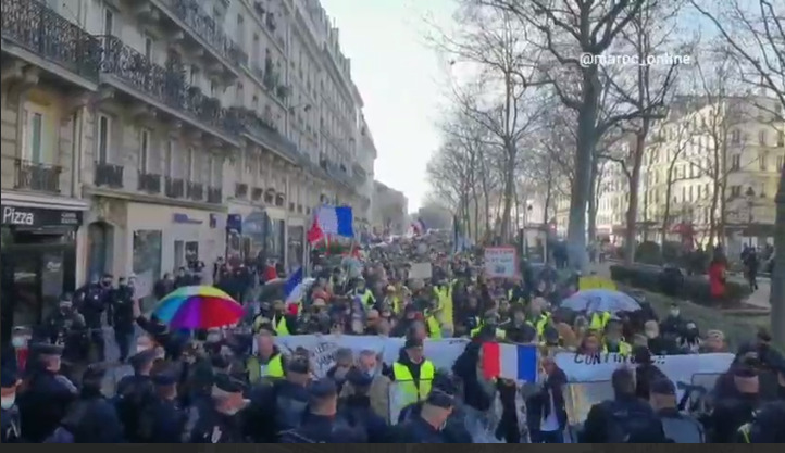Frankrig er på gaden og demonstrerer igen for 25 Lørdage i træk (1)