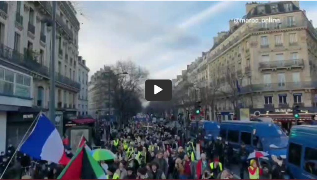 Frankrig er på gaden og demonstrerer igen for 25 Lørdage i træk (2)
